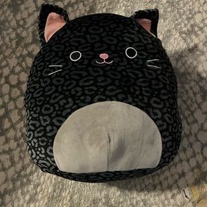 Squishmellow Xiomara